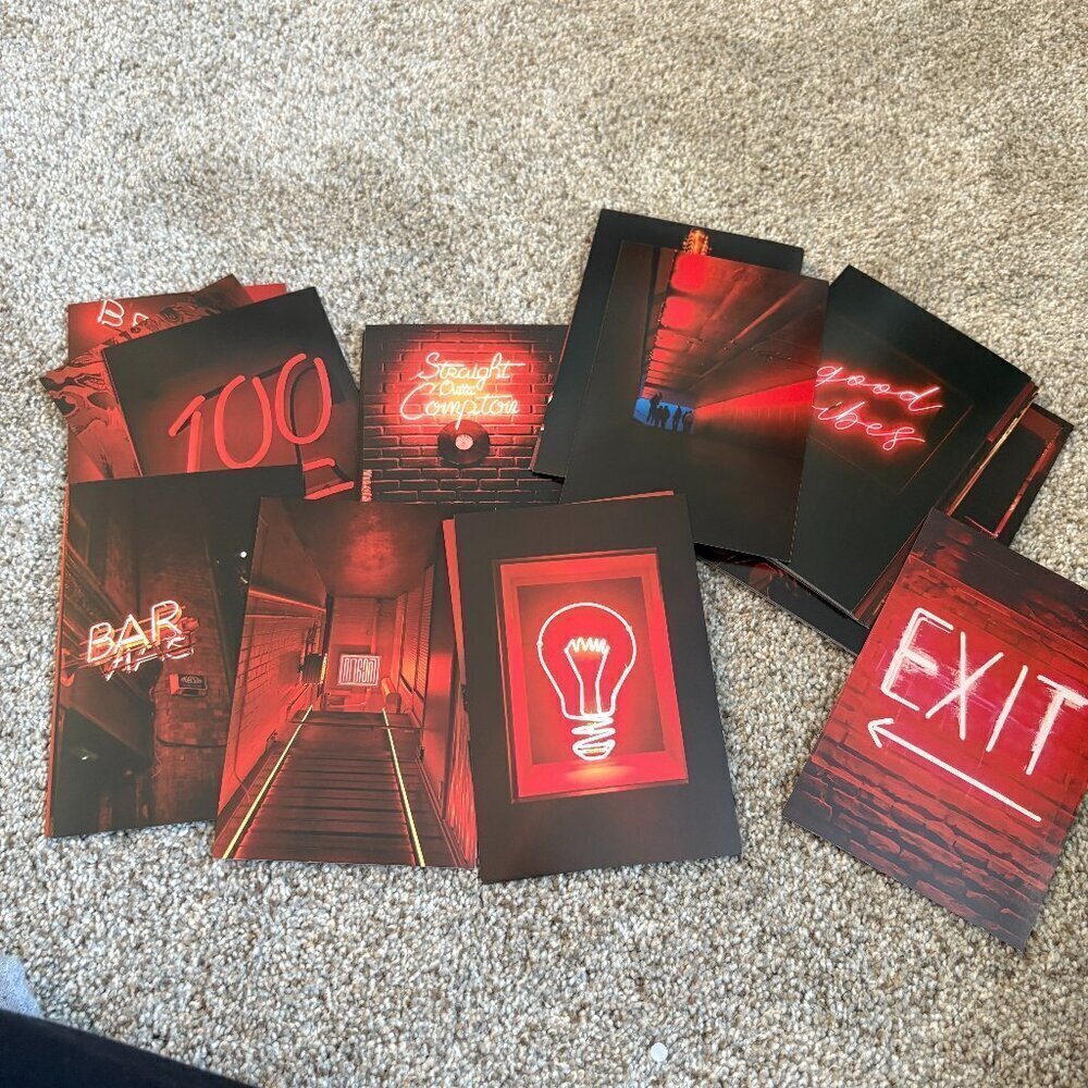 Wall Collage Kit Black & Red NEW 50 pcs 4x6 inch
